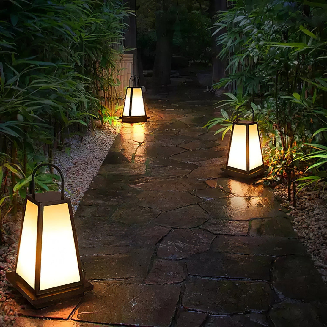 Tragbare Außenlampe – Gartenfertig – Dezente Anmut