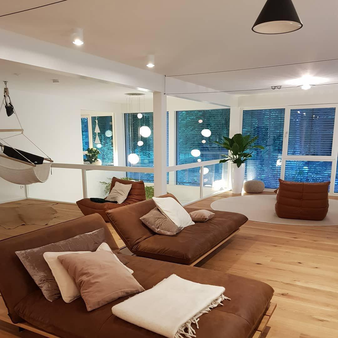 Deckenleuchte aus Metall und Polycarbonat