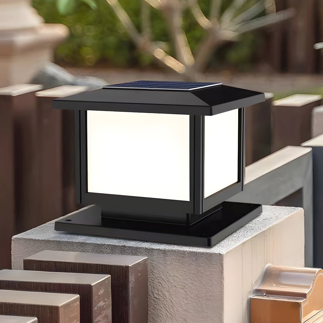 Solar-Pfostenleuchte für den Außenbereich – Moderne Gartenlampe für Gehwege und Terrassen