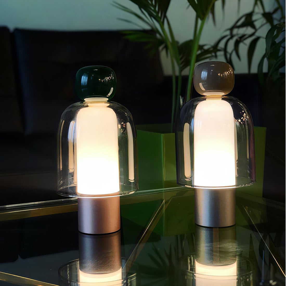 Tischlampe – Tragbare wiederaufladbare Lampe für den Einsatz im Wohnzimmer und Schlafzimmer
