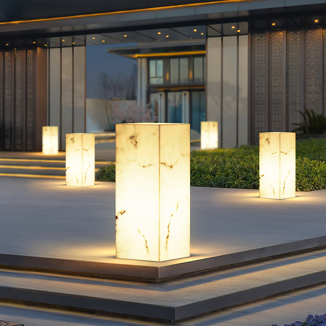 Imitation Marble Outdoor Light - Cube-Shaped Elegant Garden Patio Lamp