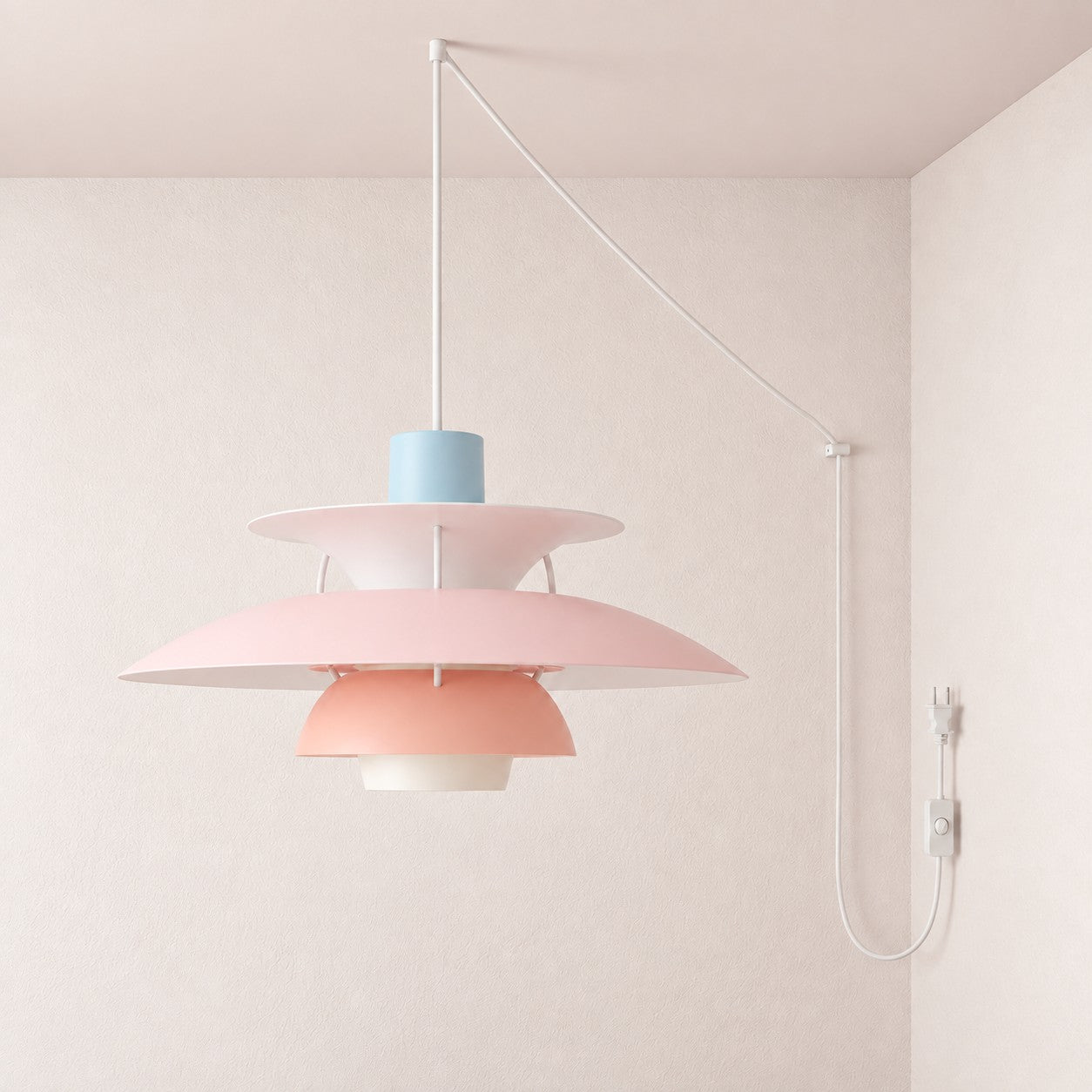 Moderne mehrlagige bunte Pendelleuchte mit Stecker und Zugkabel - Hängelampe aus Metall