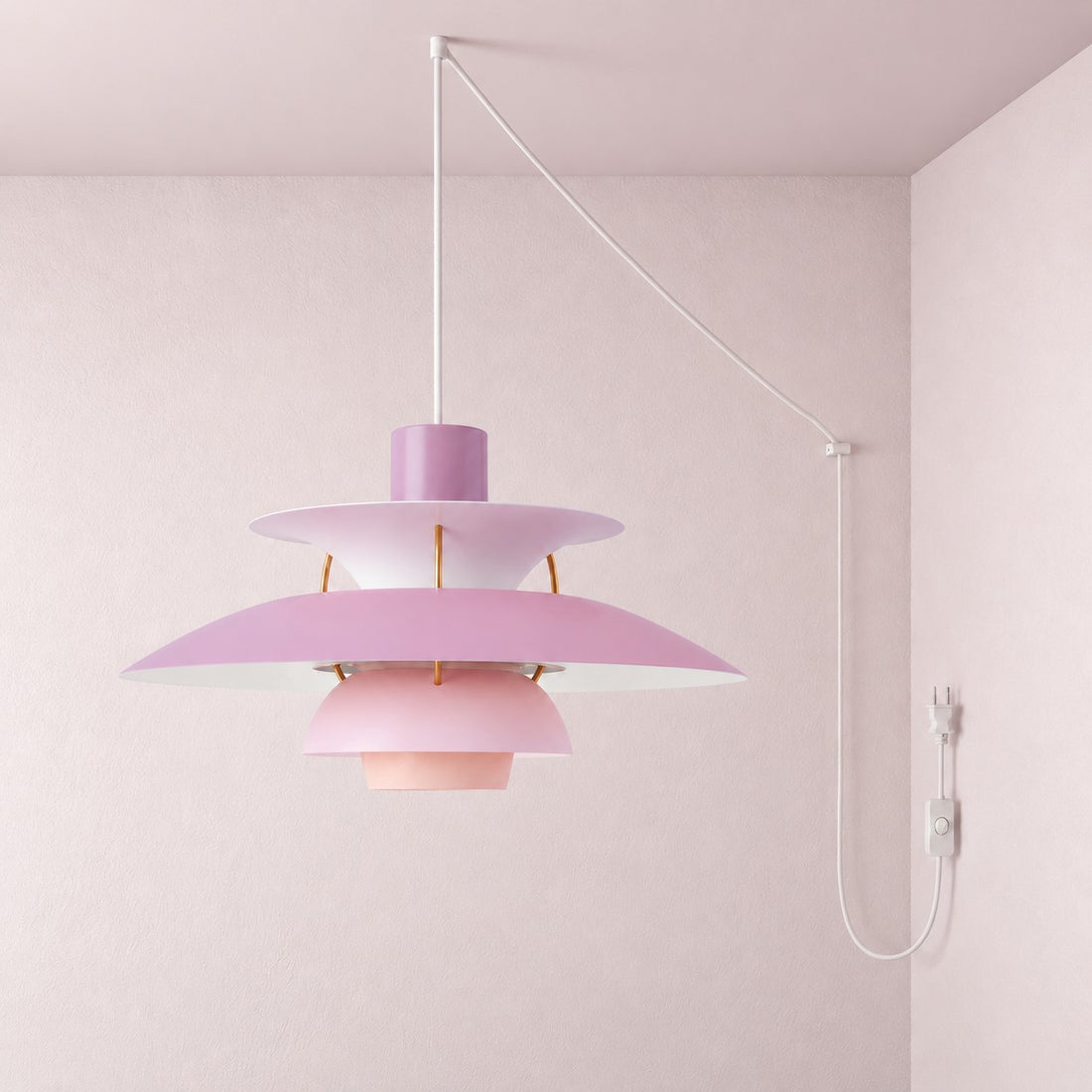 Moderne mehrlagige bunte Pendelleuchte mit Stecker und Zugkabel - Hängelampe aus Metall