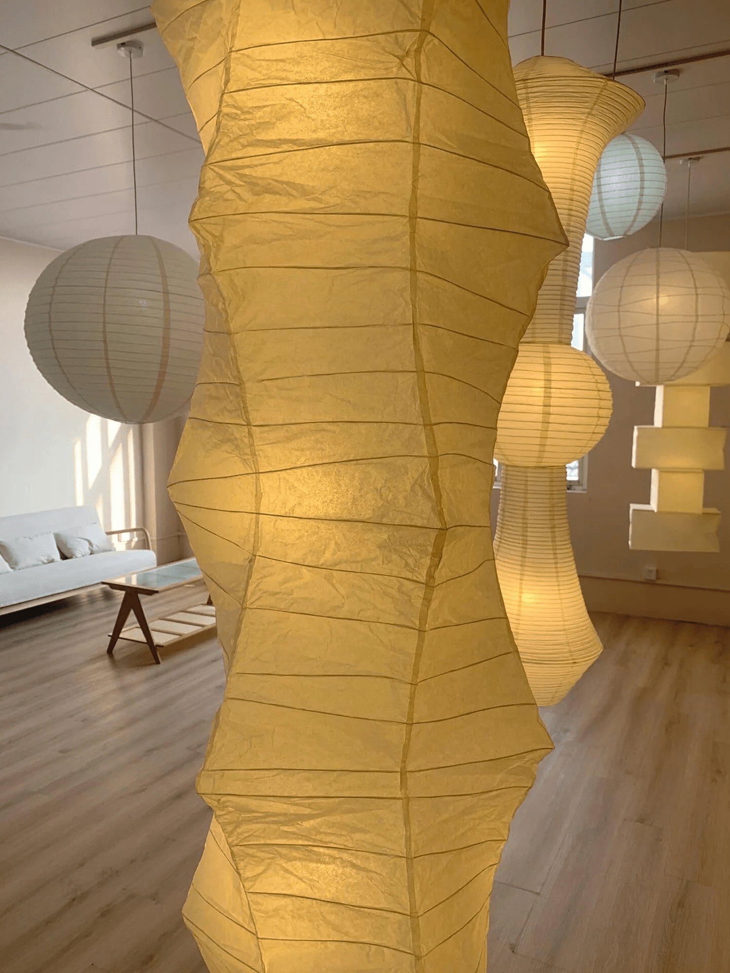 Washi Paper Pendant Lamp - Round Shade for Cozy Modern Interiors