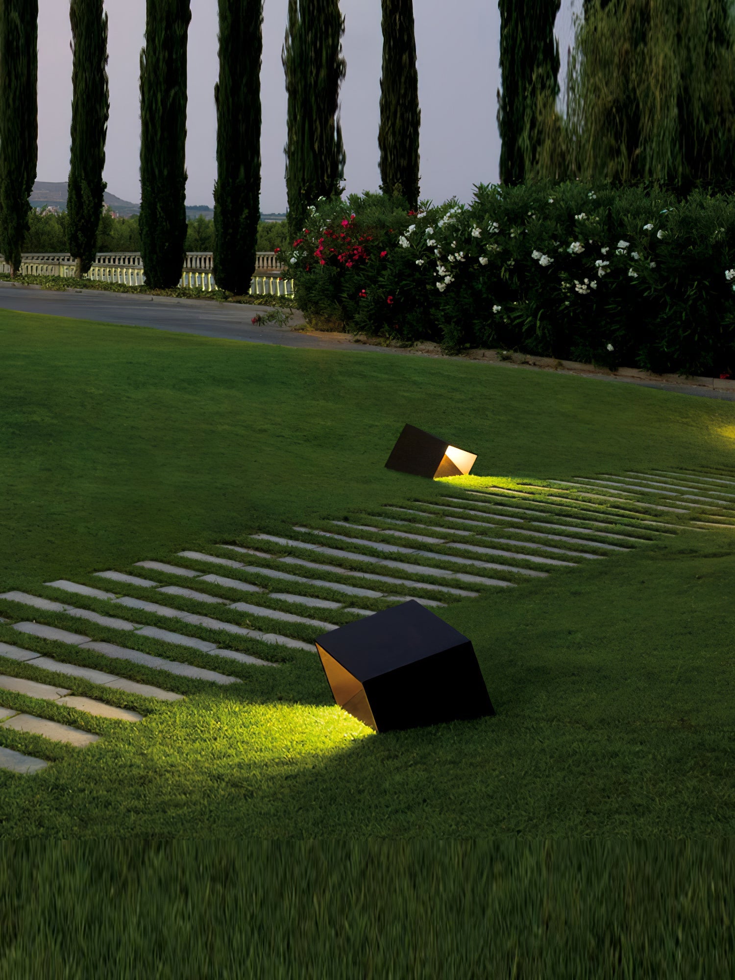 Cube Outdoor LED Lampe - Moderne wetterfeste Leuchte für Garten &amp; Terrasse