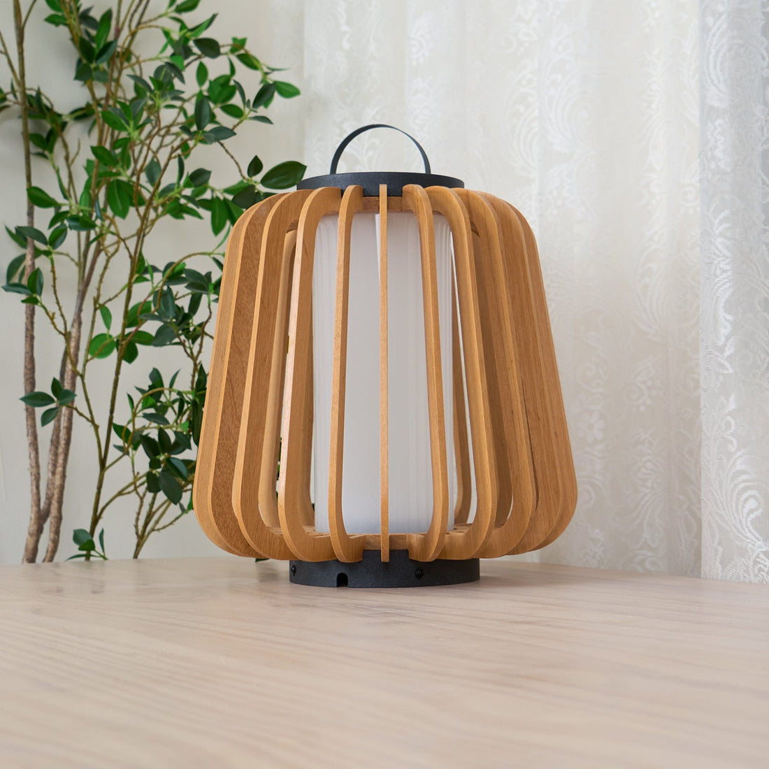 Tragbare Laternenlampe für den Außenbereich – kompaktes wiederaufladbares Licht zum Wandern