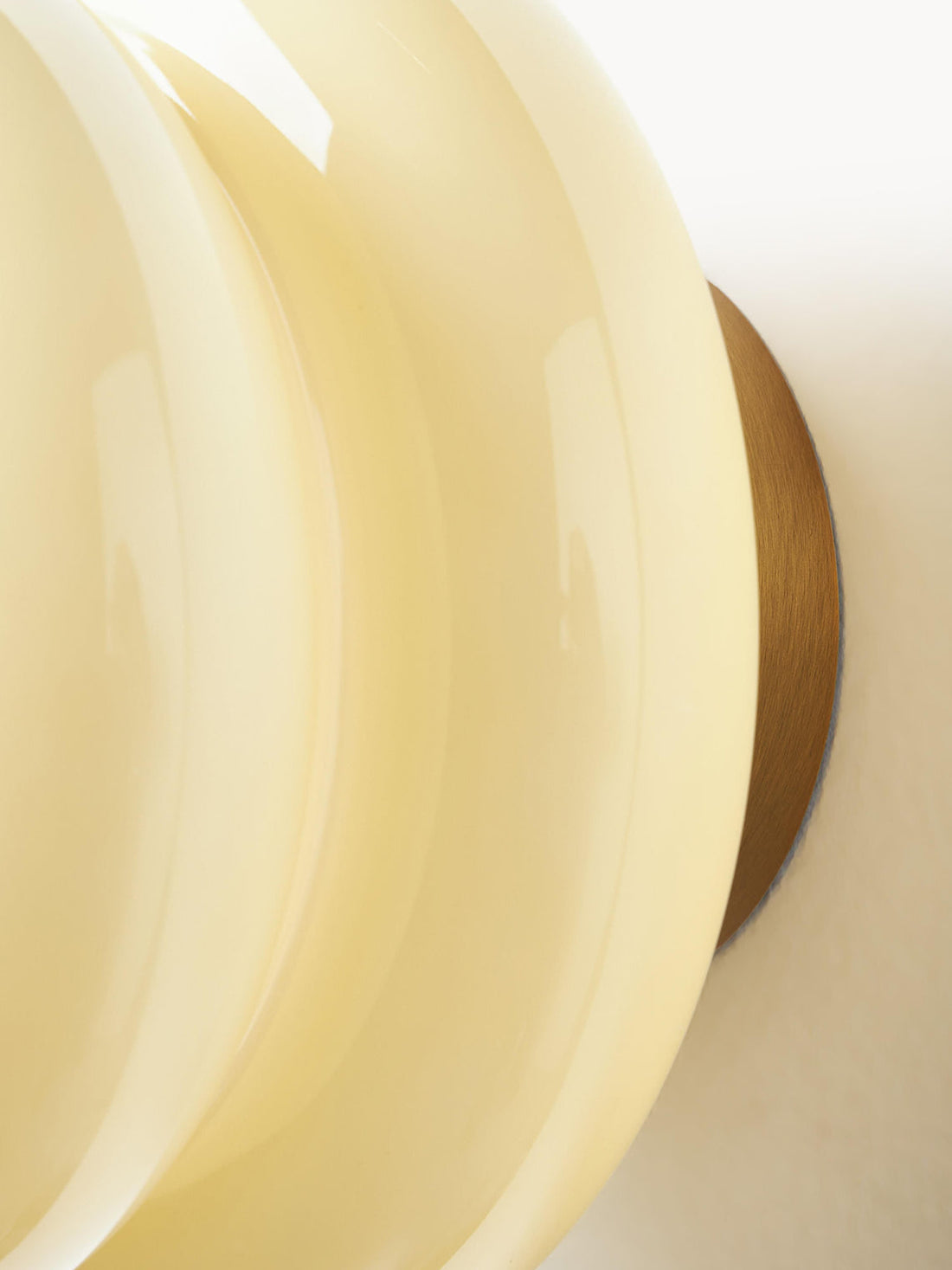 Orra Vintage Opalglas Wandlampe - Klassische runde Wandleuchte für Wohnzimmer