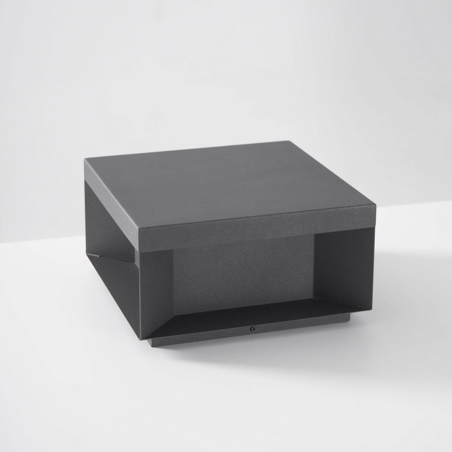 Outdoor Post Light - Durable Garden Lamp for Patio & Pathway