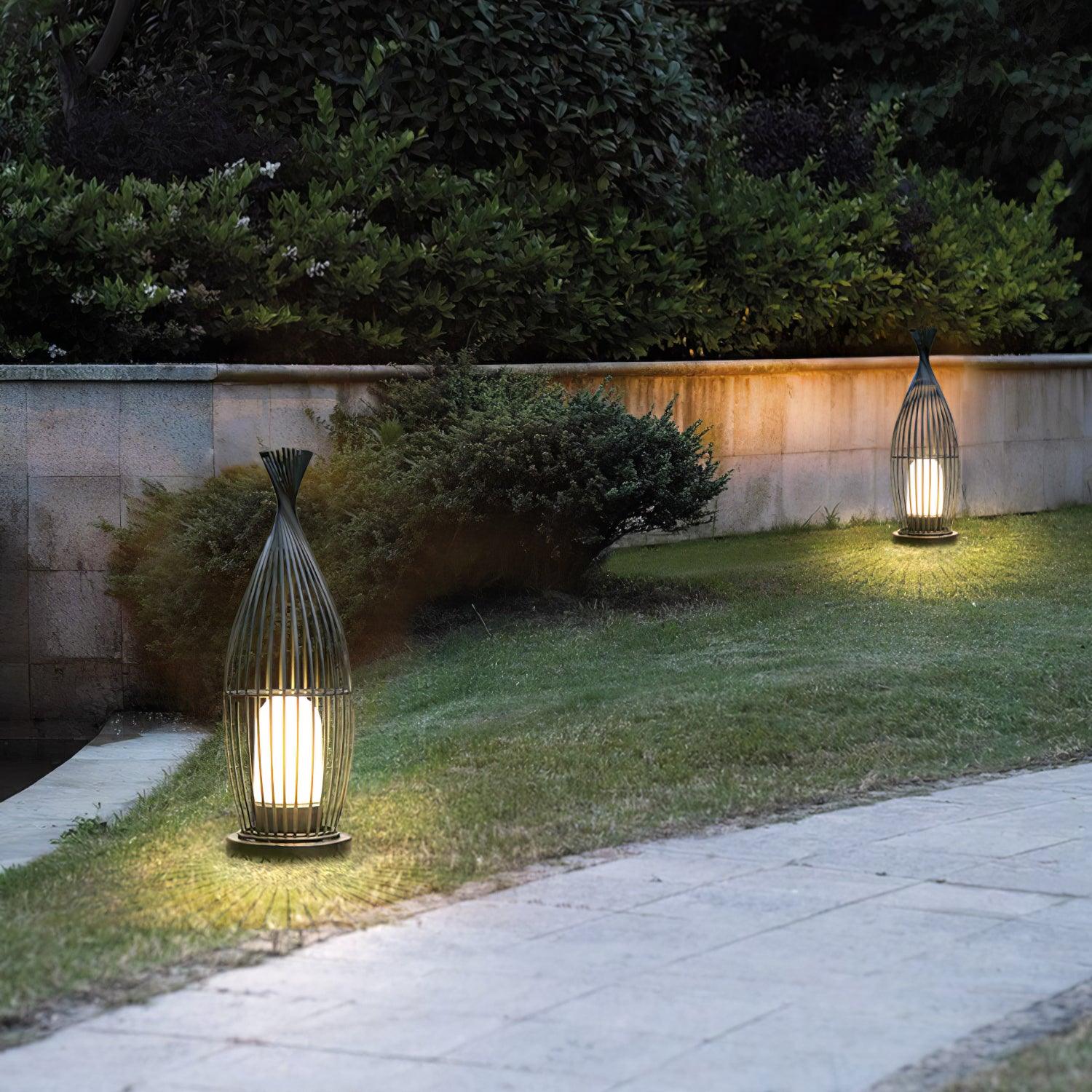 Moderne Laternenleuchte - Kugelförmige, gestreifte Ambientelampe für den Außenbereich