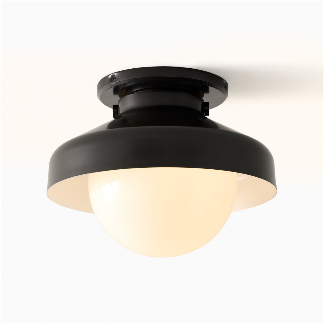 Hanton Metal Flush Mount Light - Modern Ceiling Lamp for Living Room