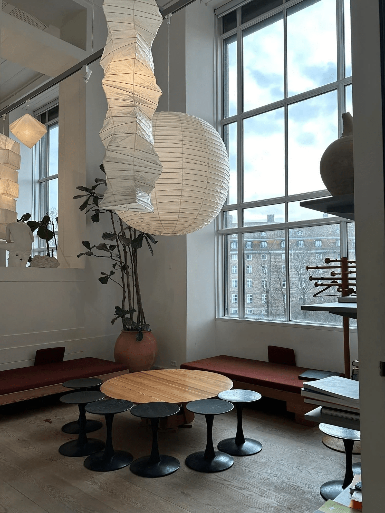 Washi Paper Pendant Lamp - Round Shade for Cozy Modern Interiors