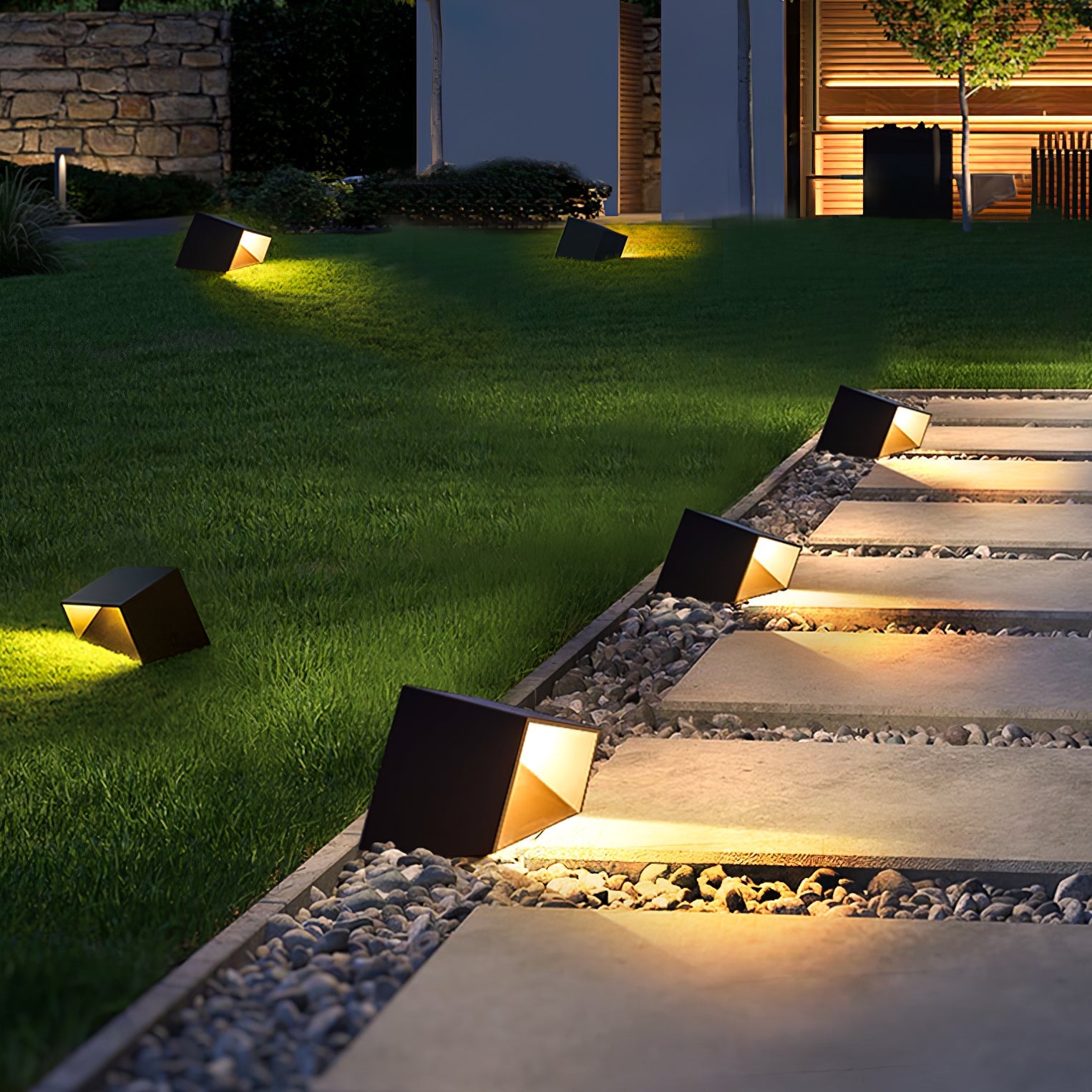 Cube Garden Solar Light - Compact LED Lamp for Patio & Small Gardens