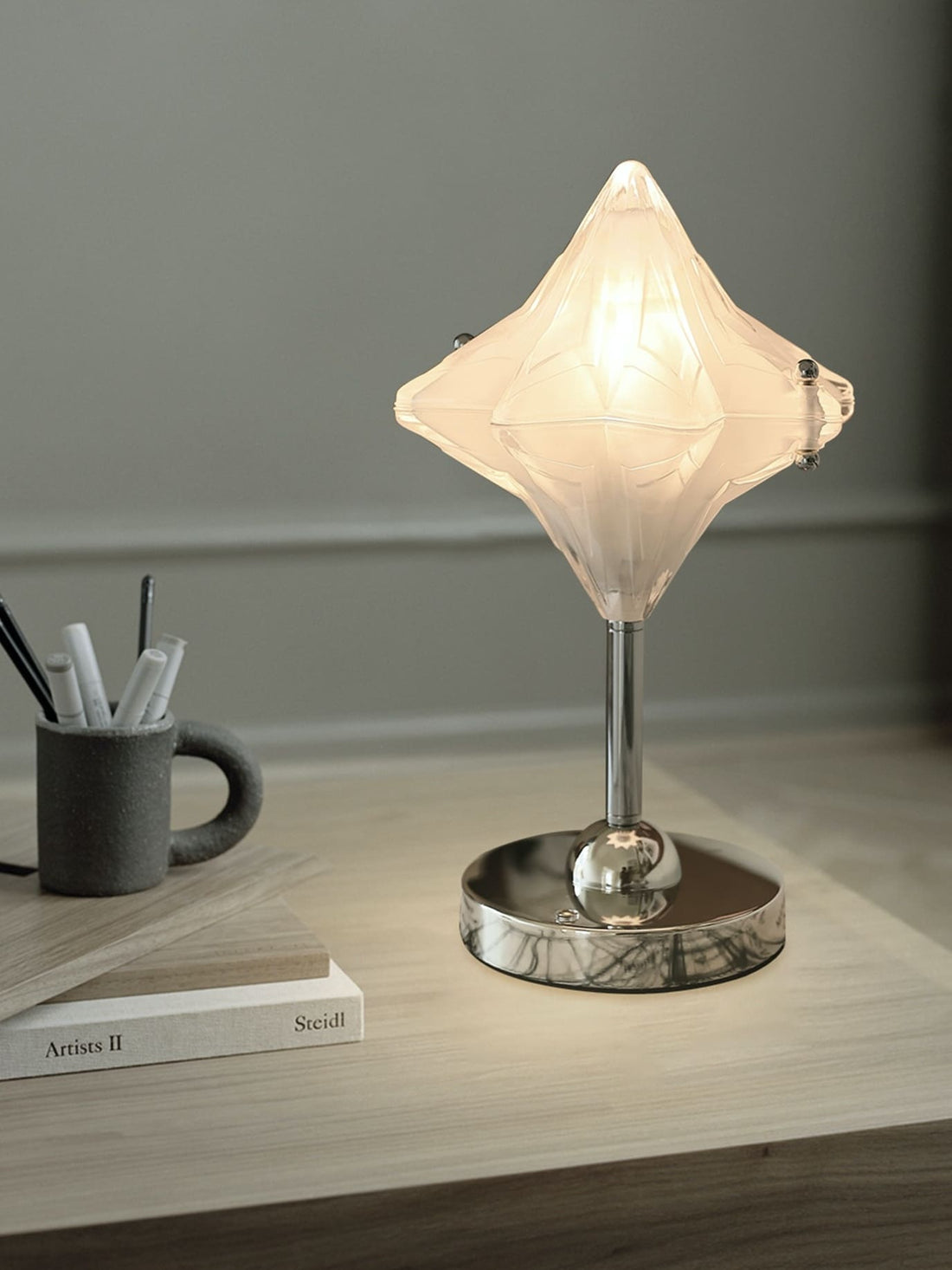 Art Deco Star Table Lamp - Frosted Glass Light for Modern Bedrooms - Astris Lyra