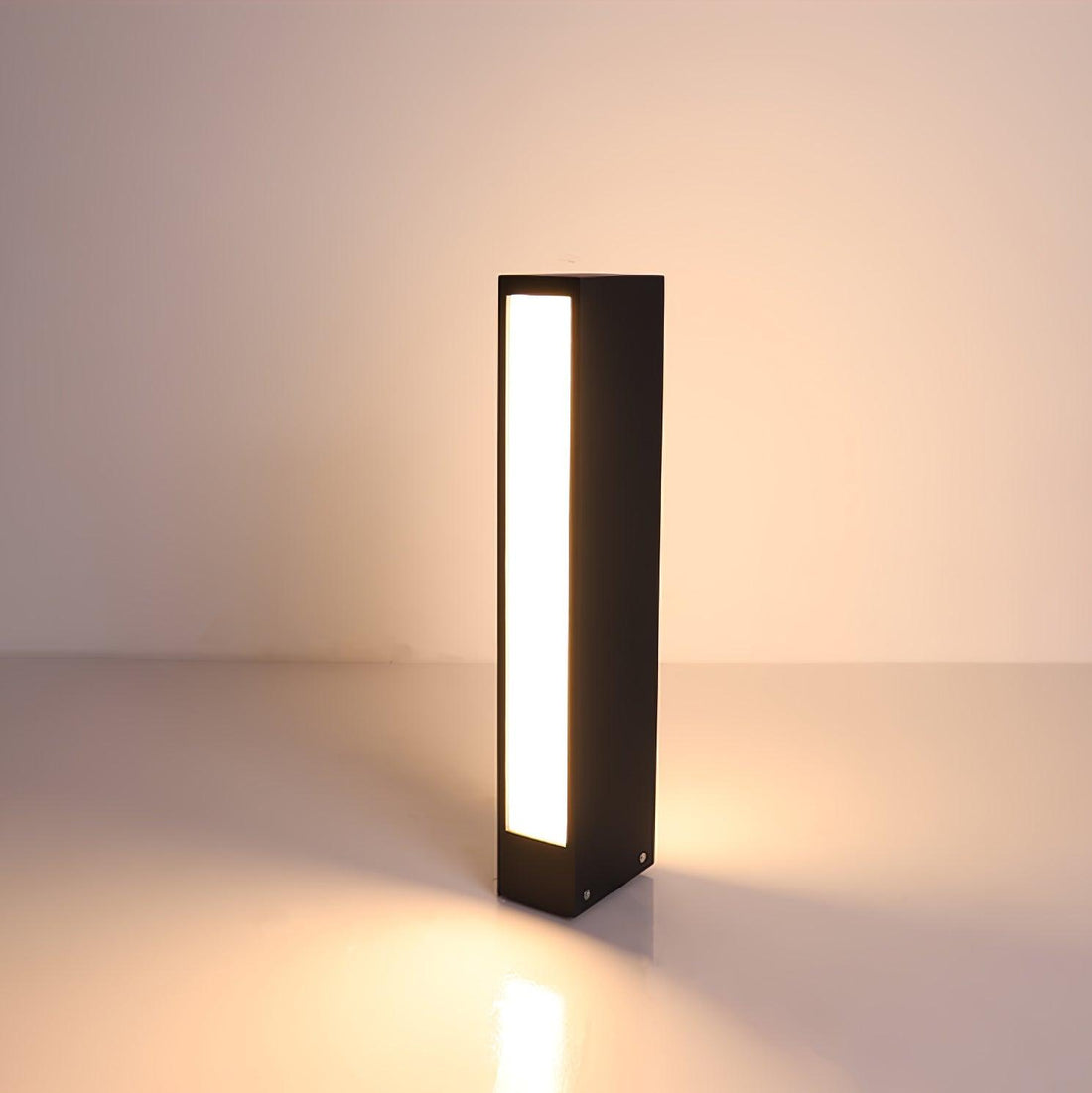 Aluminum Outdoor Post Lamp - Panel-Style Cast Lamp for Patio
