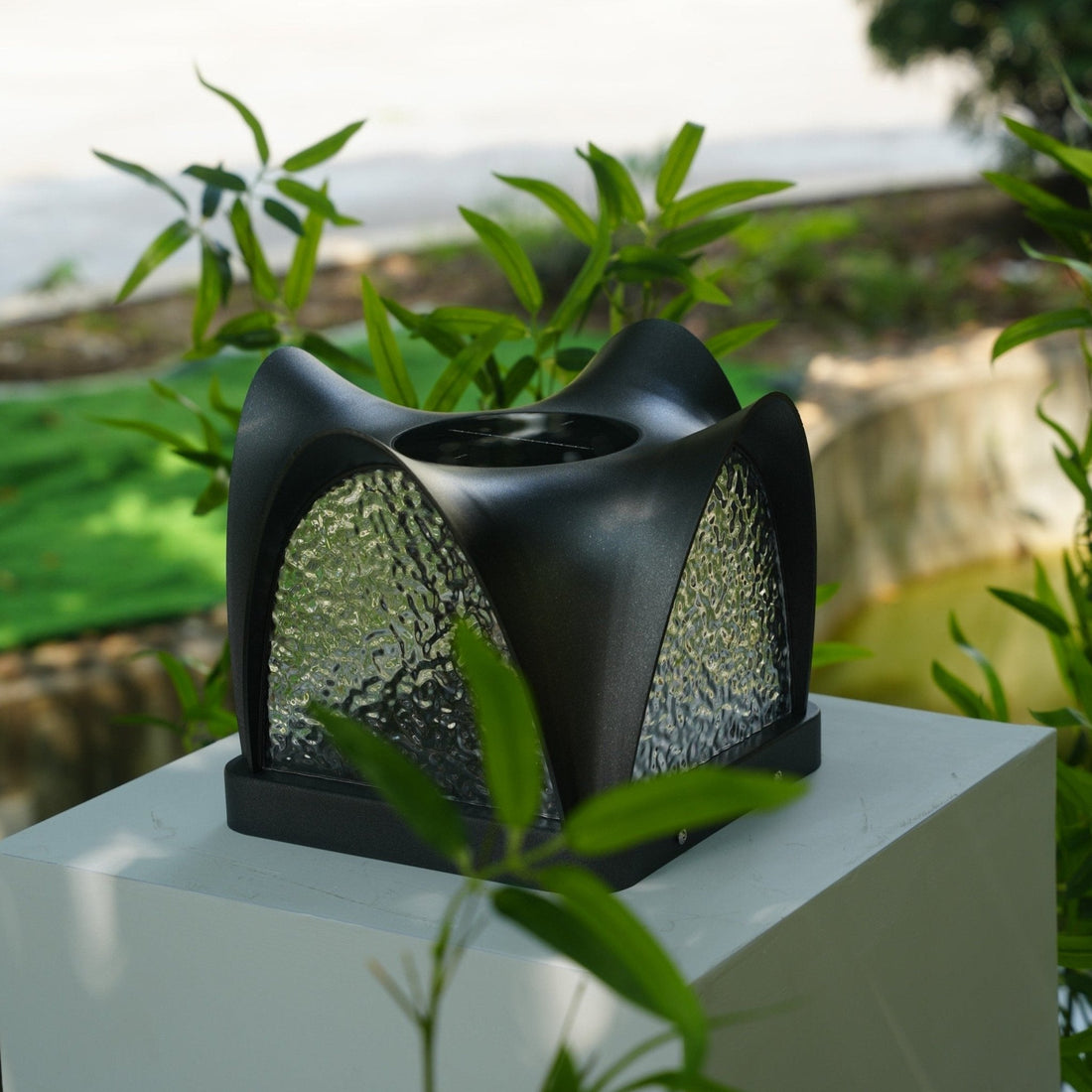 Solar Außenlampe - LED Gartenlaterne für Patio, Gehweg &amp; Terrasse