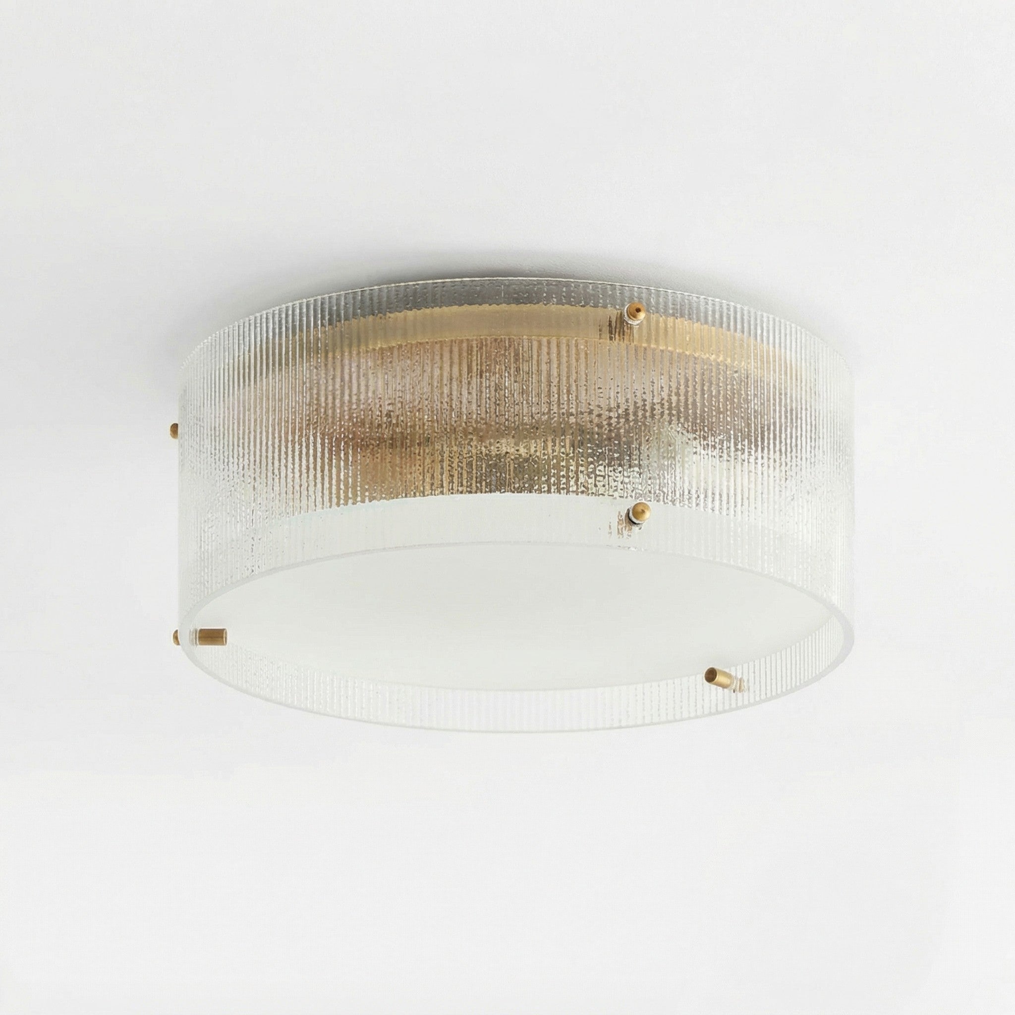Glimmerove Fluted Glass Brass Round Ceiling Light – Rustic Chic Flush Mount for Living Rooms and Bathrooms