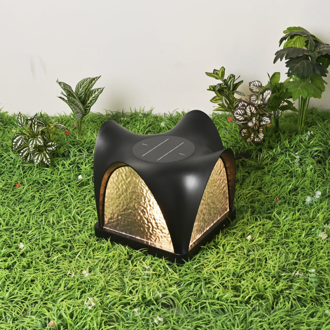 Solar Außenlampe - LED Gartenlaterne für Patio, Gehweg &amp; Terrasse