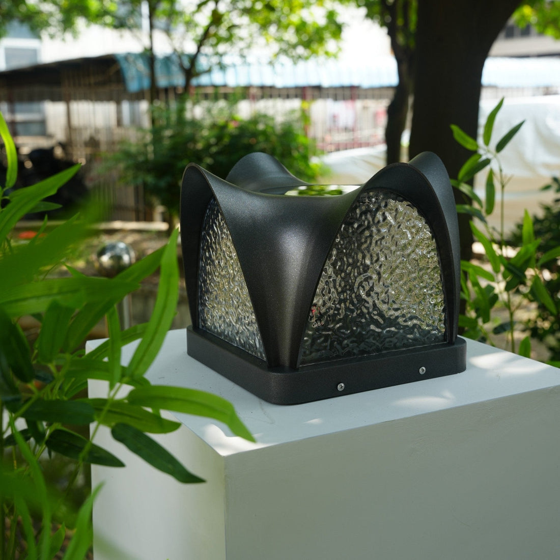 Solar Außenlampe - LED Gartenlaterne für Patio, Gehweg &amp; Terrasse