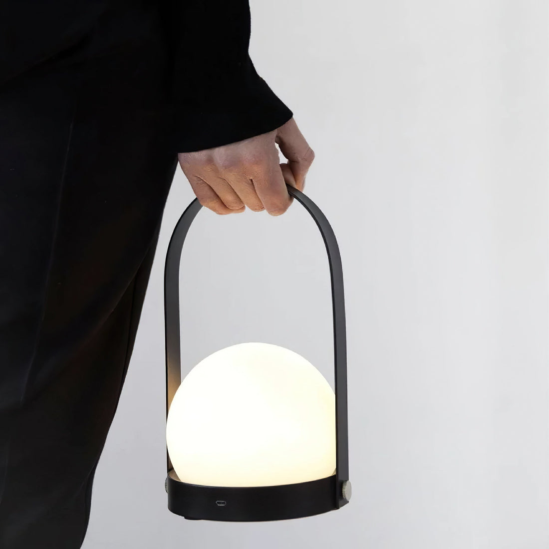Tragbare Akku-Tischlampe – Moderne Lampe für Schreibtisch und Schlafzimmer