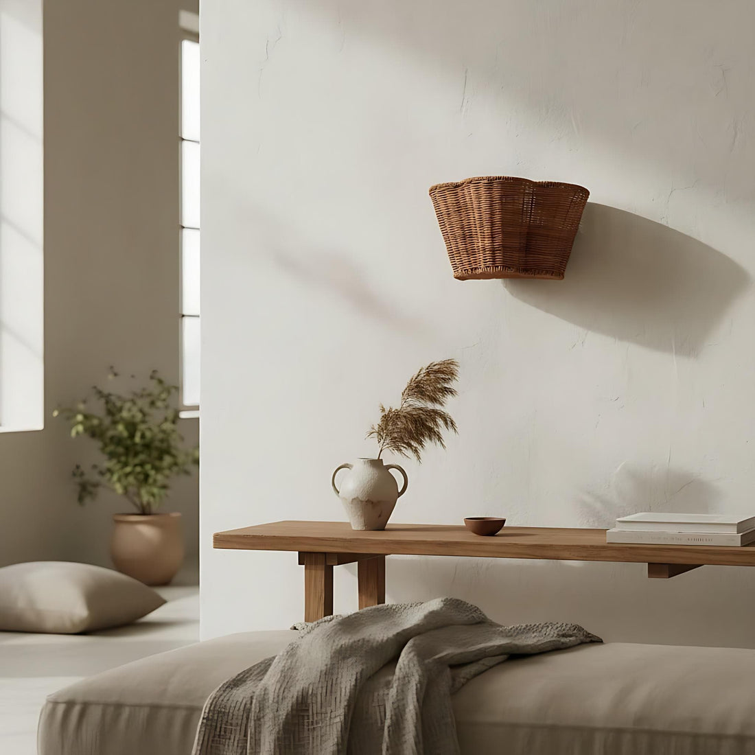 Wickara Woven Wall Sconce – Scalloped Basket Shade Wall Light for Bedroom