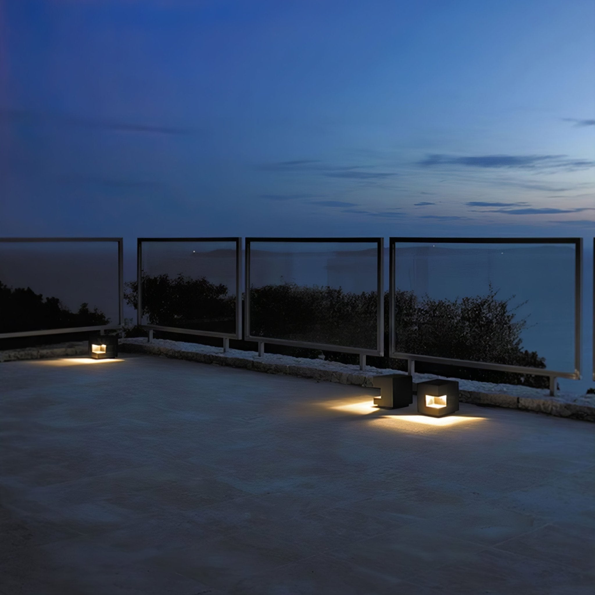 Cube Post Outdoor Light - Cube Outdoor Lamp Great for Courtyards