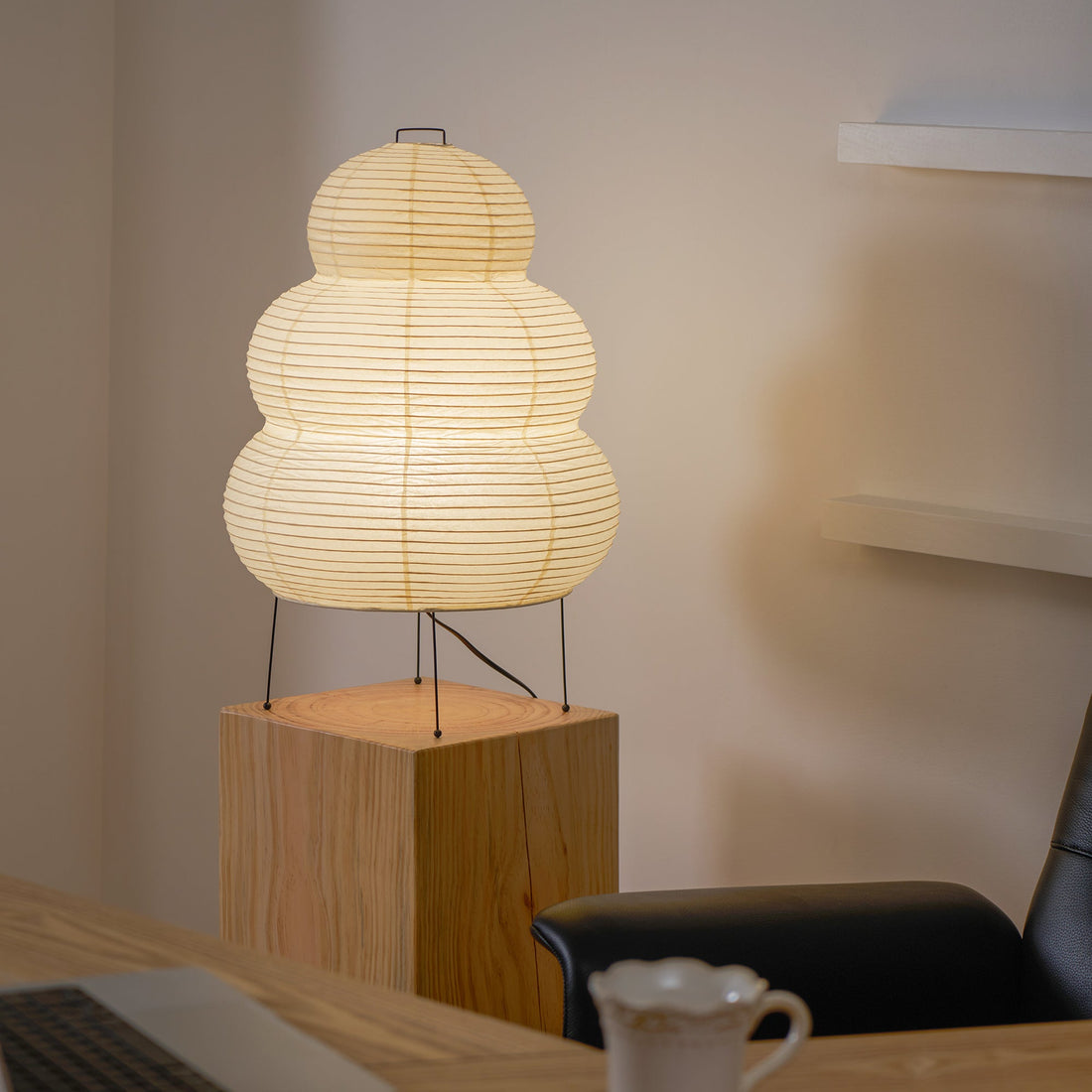 Japanisch inspirierte Papiertischlampe – Maulbeerpapierlampe fürs Schlafzimmer