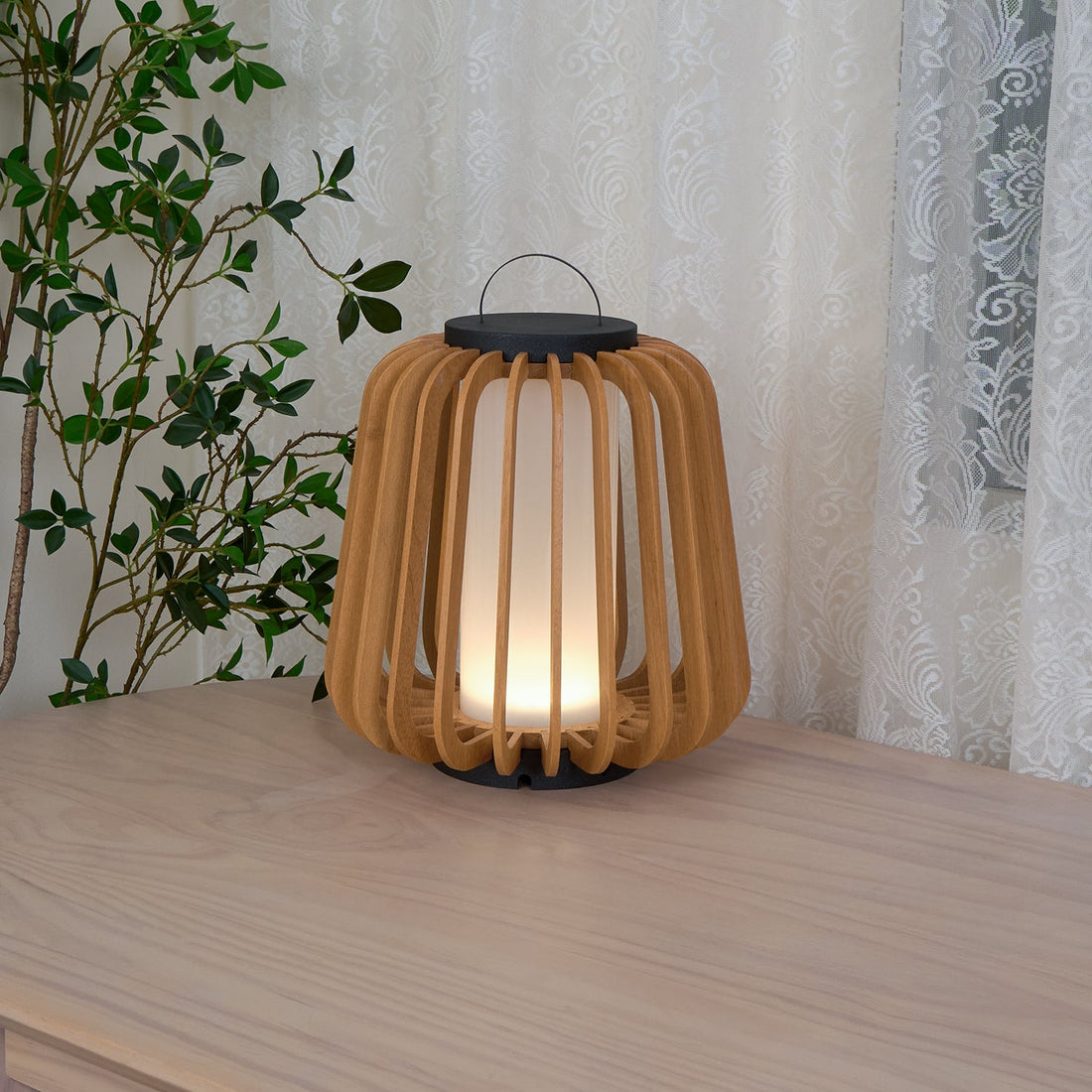 Tragbare Laterne für den Außenbereich – wasserdichte Campinglampe für Abenteuer