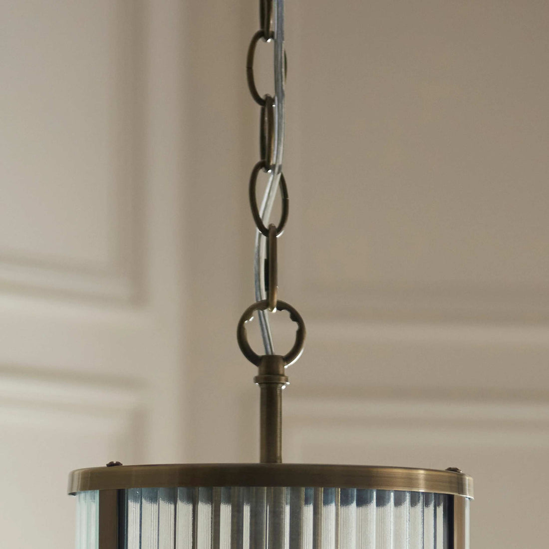 RibGlow Ribbed Glass Pendant Light - Antique Style Pendant Light for Dining Room