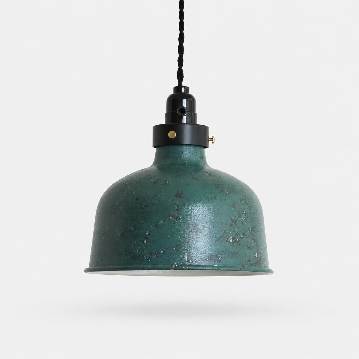 Hand-Rusted Nordic Farmhouse Pendant Light Fixture