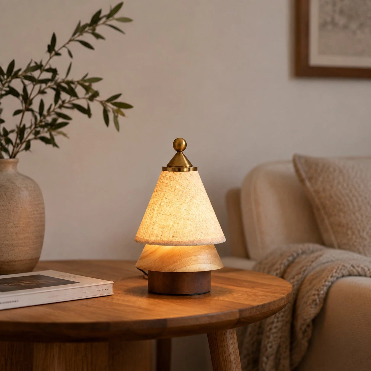 Fabric shade table lamp in a neutral living room