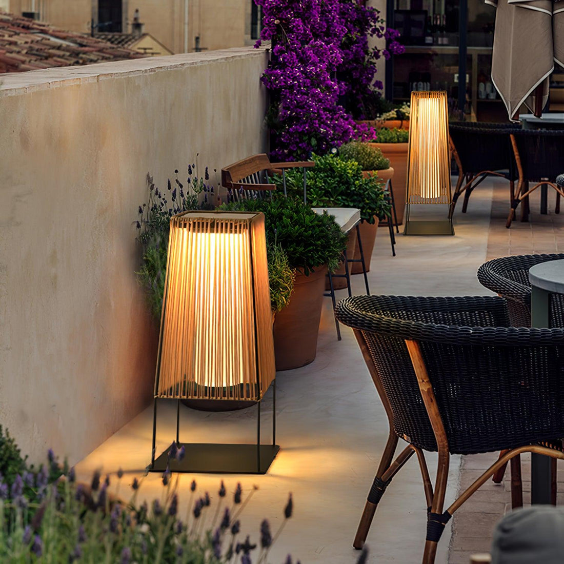 Kunststoff-Rattan-Außenpfostenleuchte - Solar-Pfostenlampe Ideal