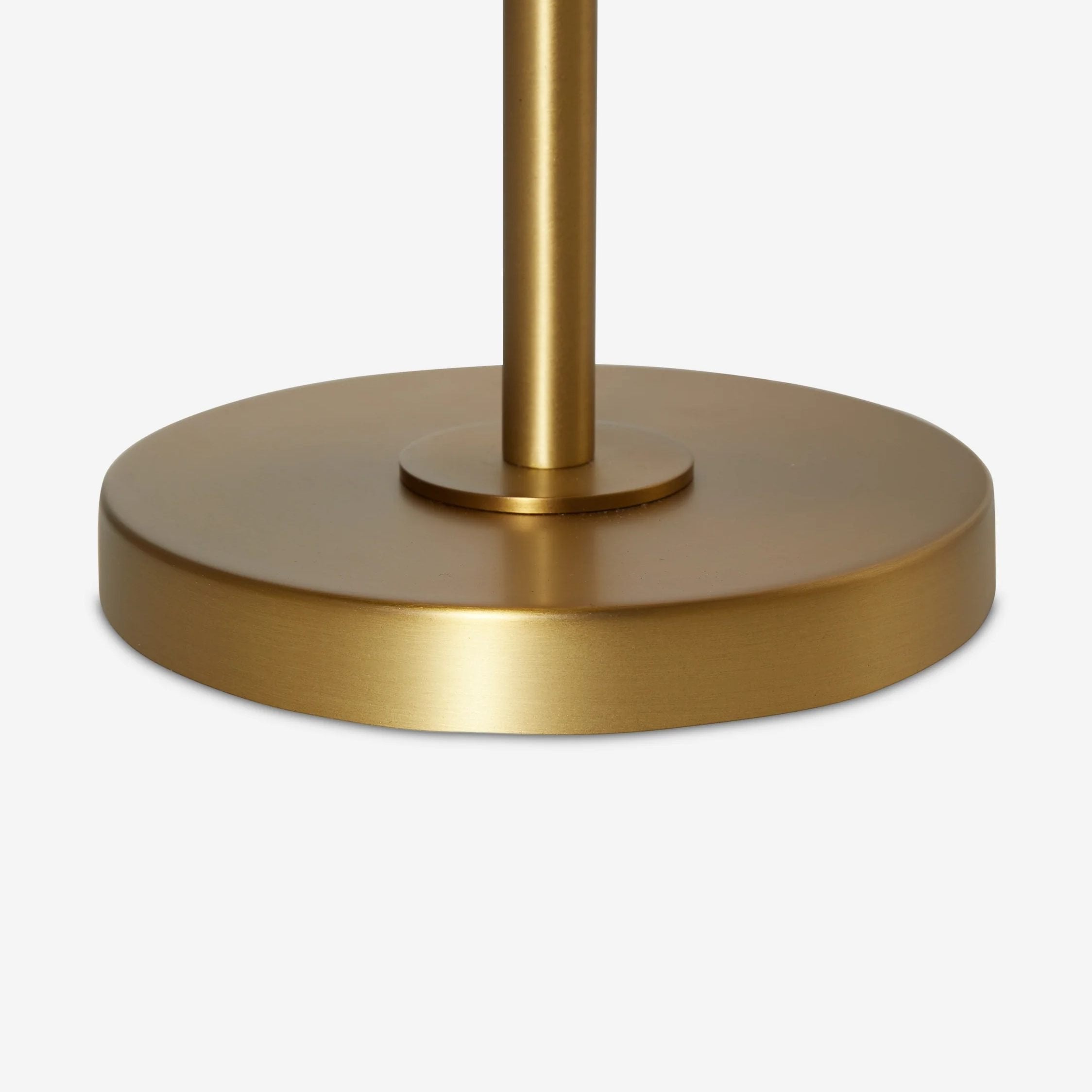 Ruffmeto Schlanke Tischleuchte im Übergangsstil – Skulpturale Schirmbeleuchtung für Wohnzimmer oder Schlafzimmer