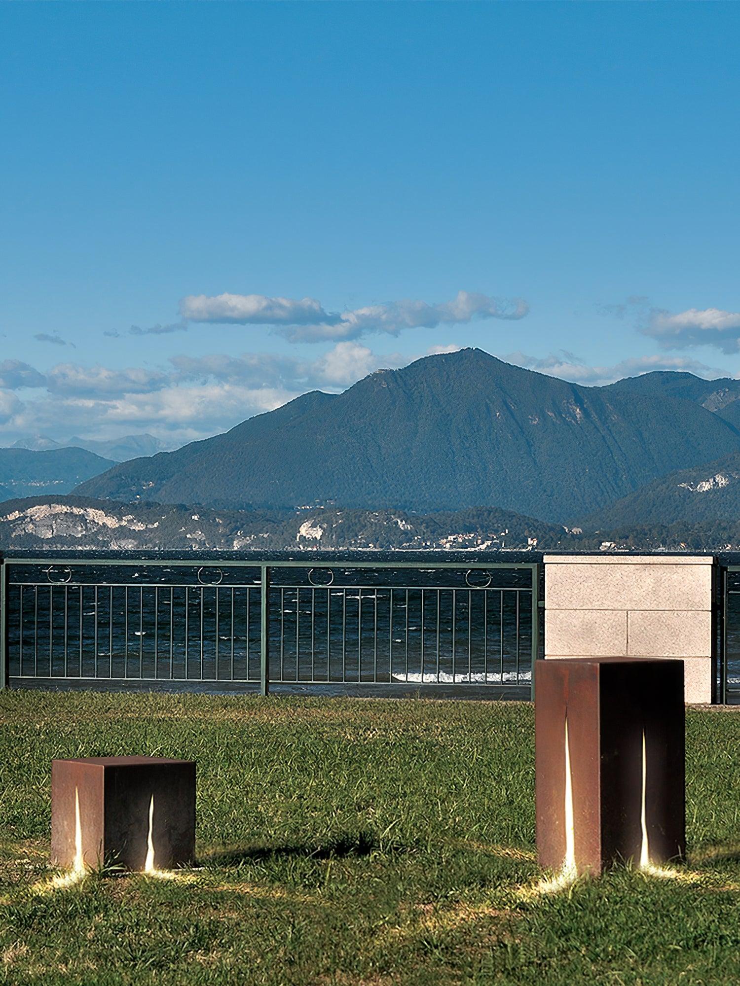 Simple Modern Outdoor Light - Garden Light with Rust-Colored Frame