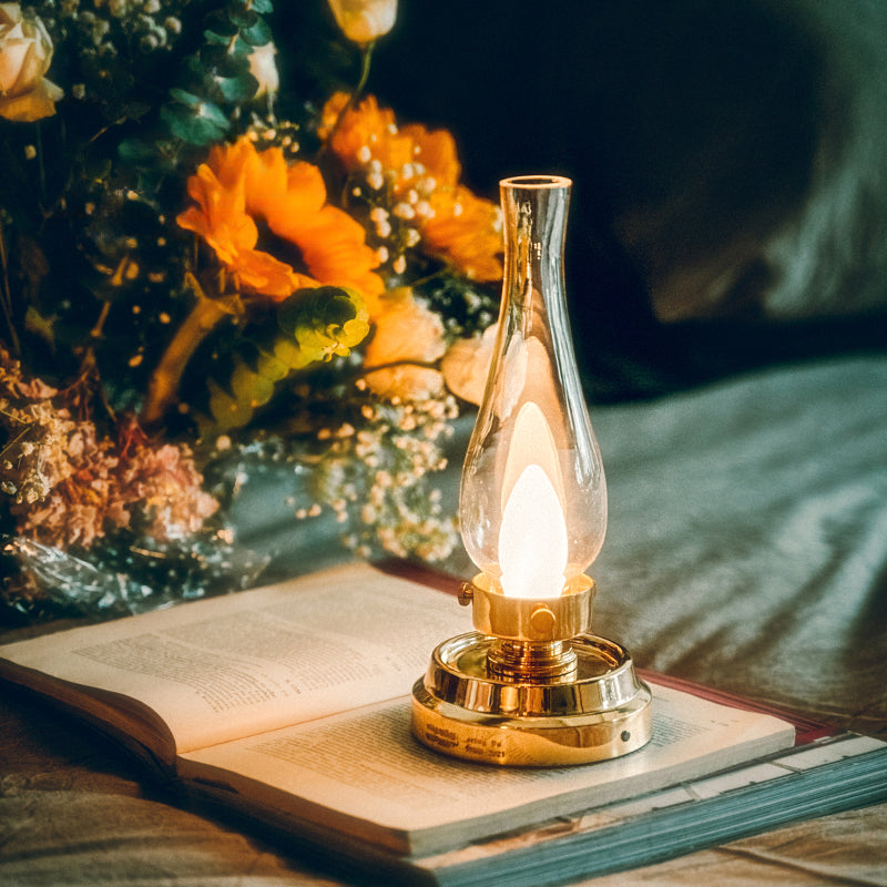 Nostalgische Kerzenlicht-Nachttischlampe mit ewiger Tropfenform für die Werkstatt