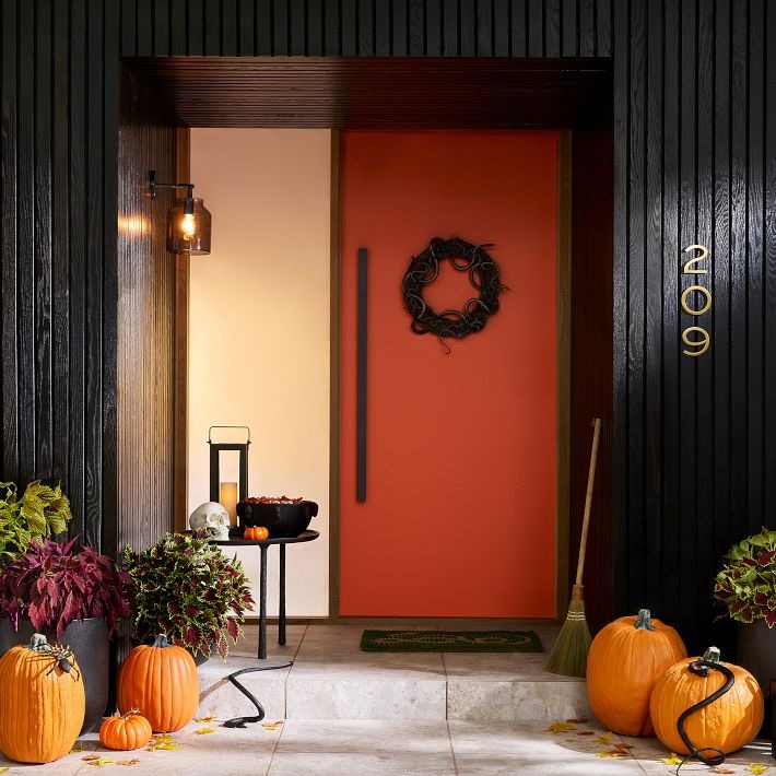 Hanton Metal Outdoor Wall Sconce - Matte Black Industrial Light Fixture