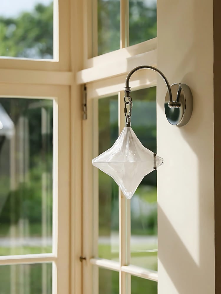 Art Deco Stern Wandleuchte - Milchglasleuchte für den Flur - Astris Selene