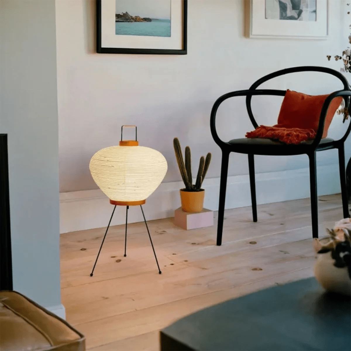 Washi Paper Table Lamp - Handcrafted Shade for Elegant Ambient Lighting