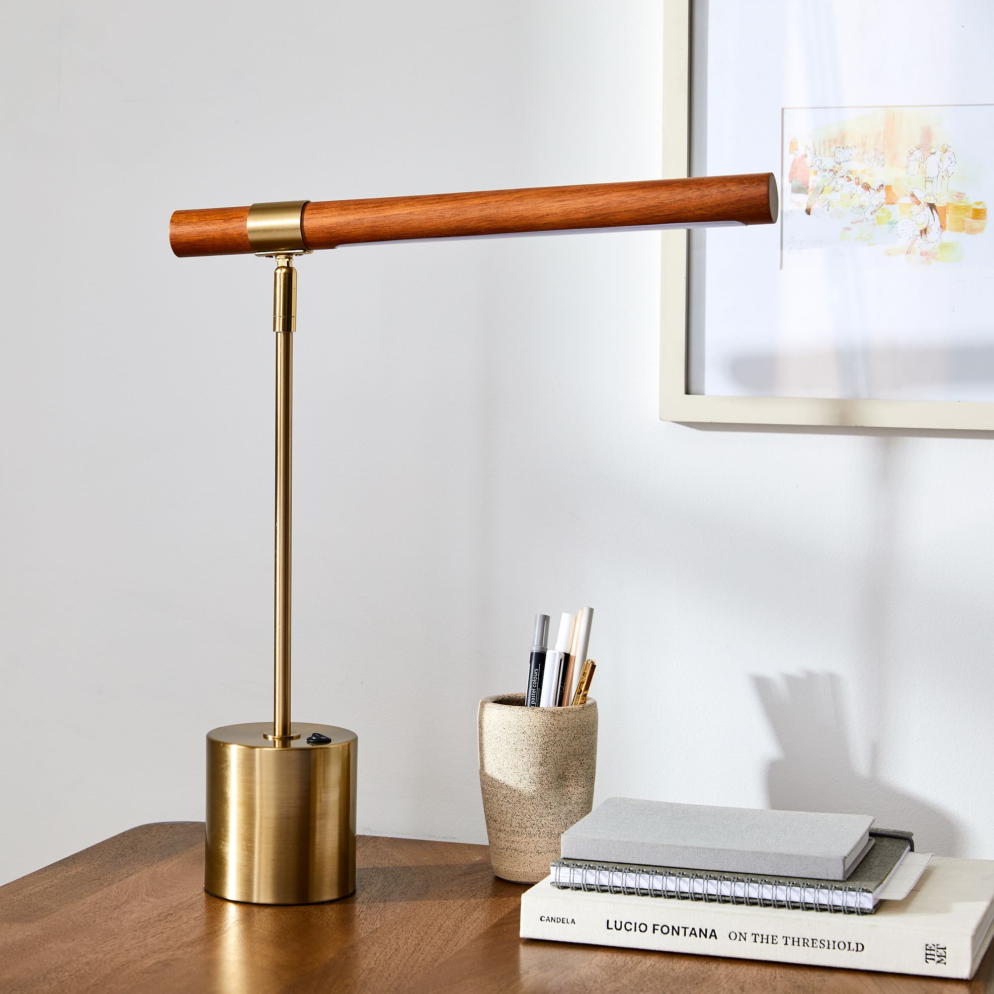 Moss Modern Linear Wood LED Table Lamp – Adjustable Swivel, USB Charging