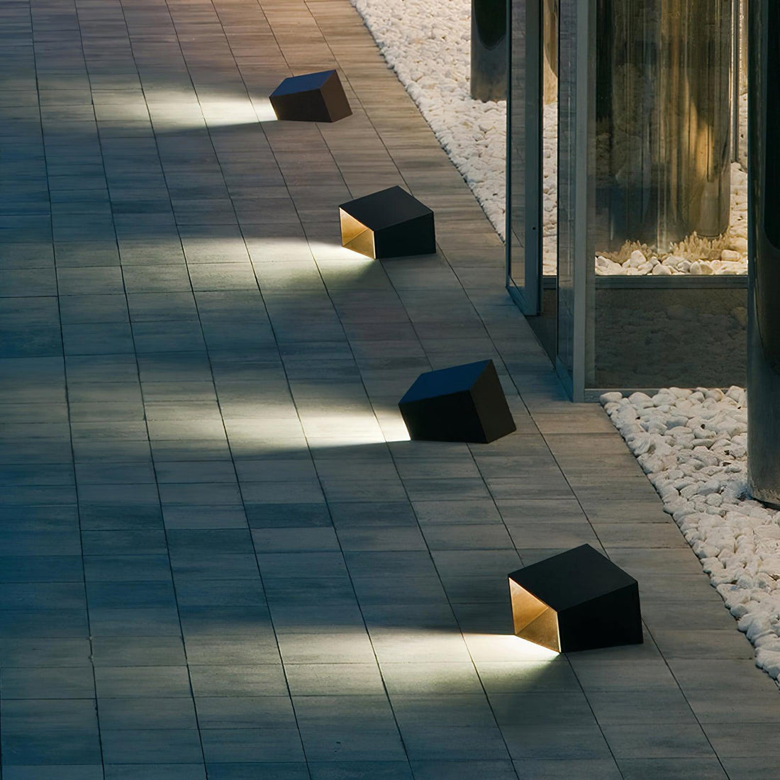 Cube Outdoor LED Lamp - Modern Weatherproof Light for Garden & Patio
