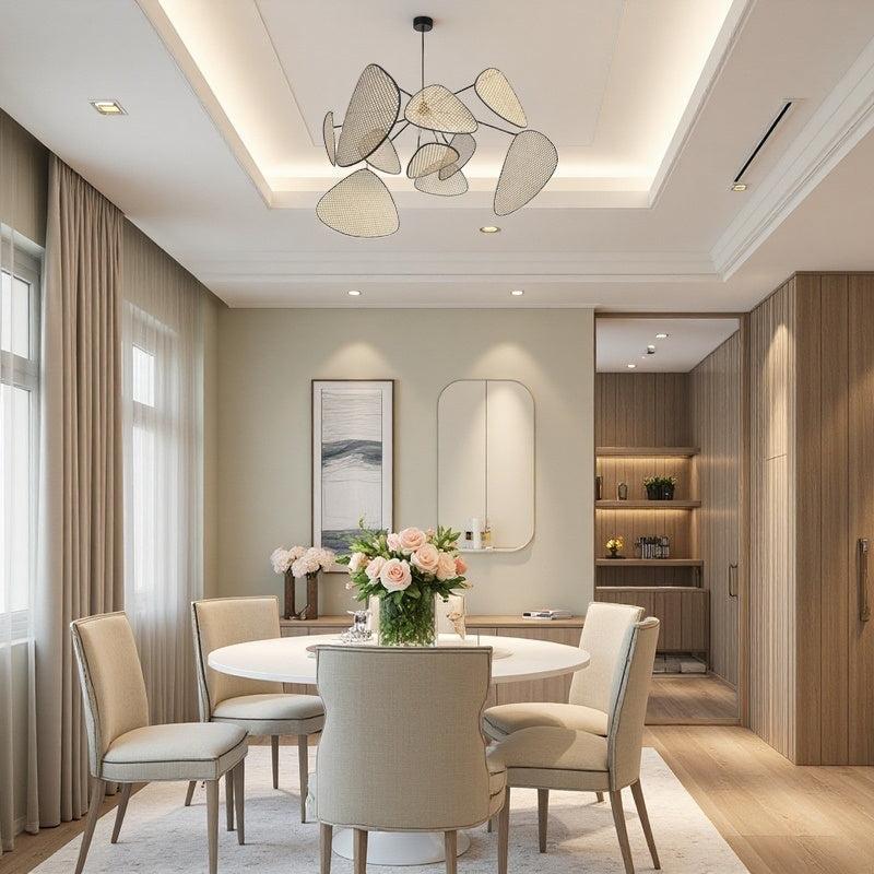 Handgefertigter Kronleuchter aus natürlichem Rattangewebe