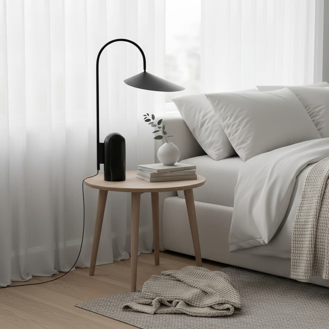 Nulavo Swivel Arm Leaf Shade Table Lamp - Adjustable Design for Living Room and Bedroom