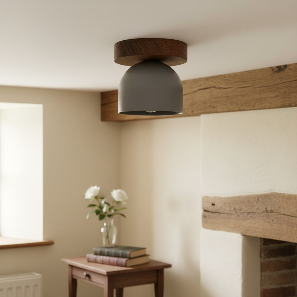 Metio Dome Moderne rustikale Deckenleuchte – Holz- und Metallfusion