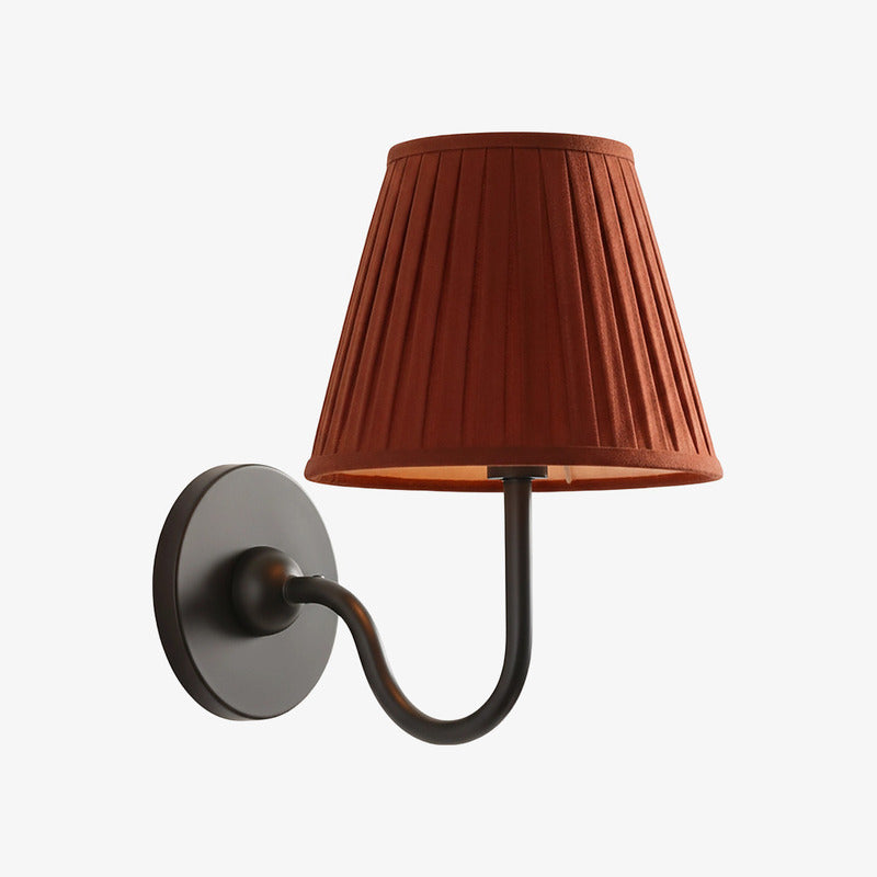 Luvora Pleated Shade Wall Lamp – Modern Brass Linen Lighting