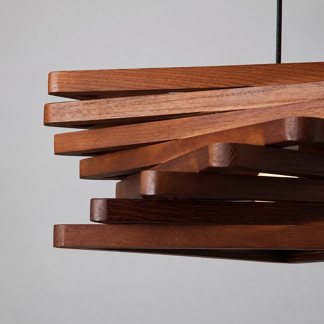 Rounded wooden slat grain detail