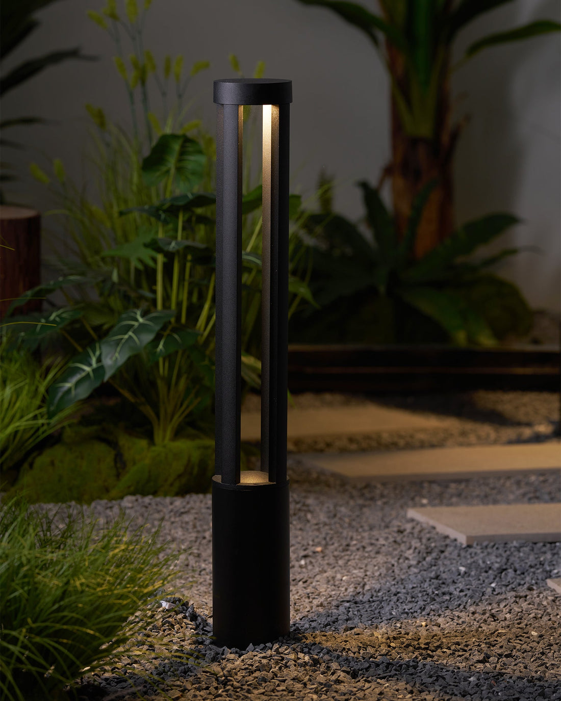 Black Solar Outdoor Post Light - Waterproof Solar Post Lamp