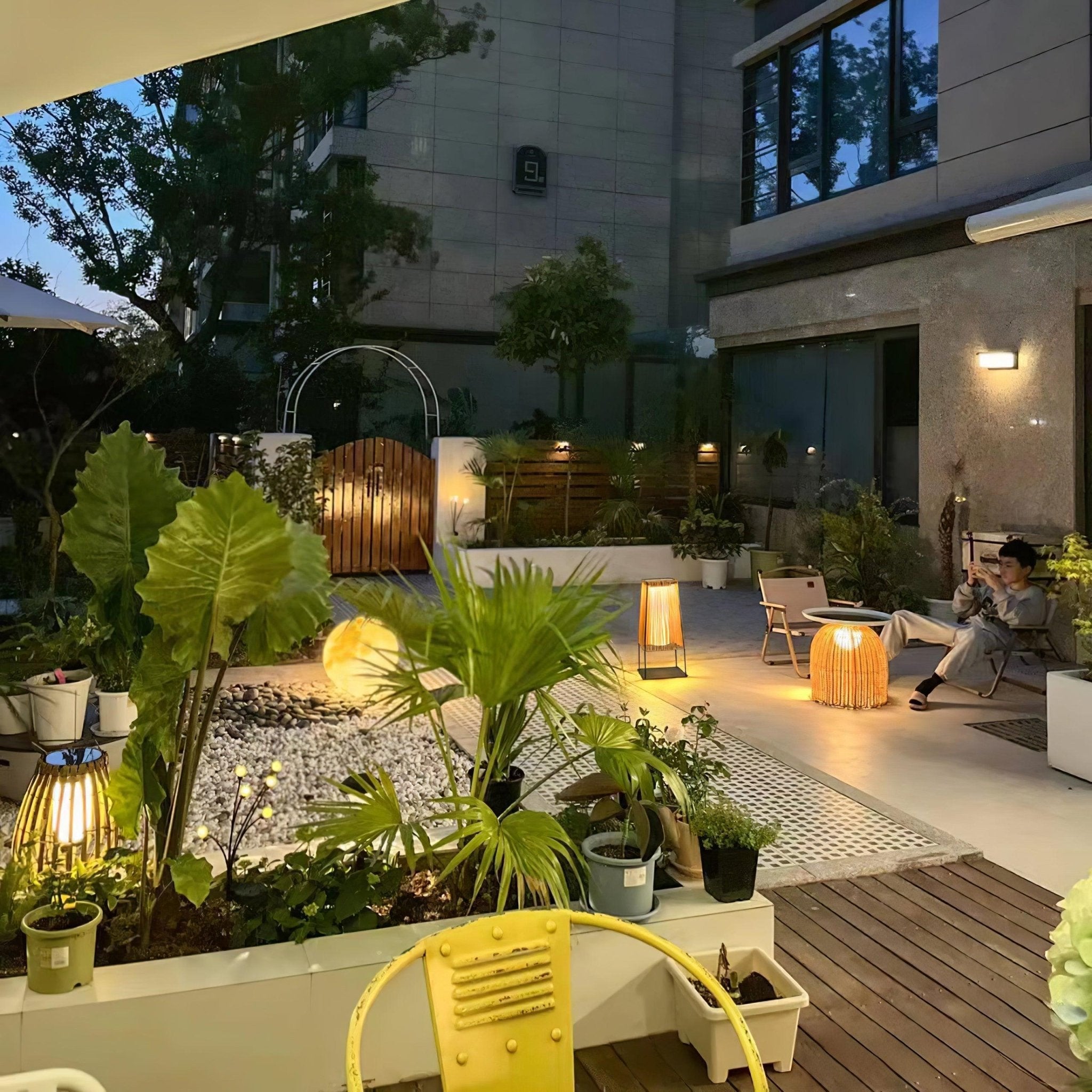 Plastic Rattan Outdoor Post Light - Solar Post Lamp Ideal