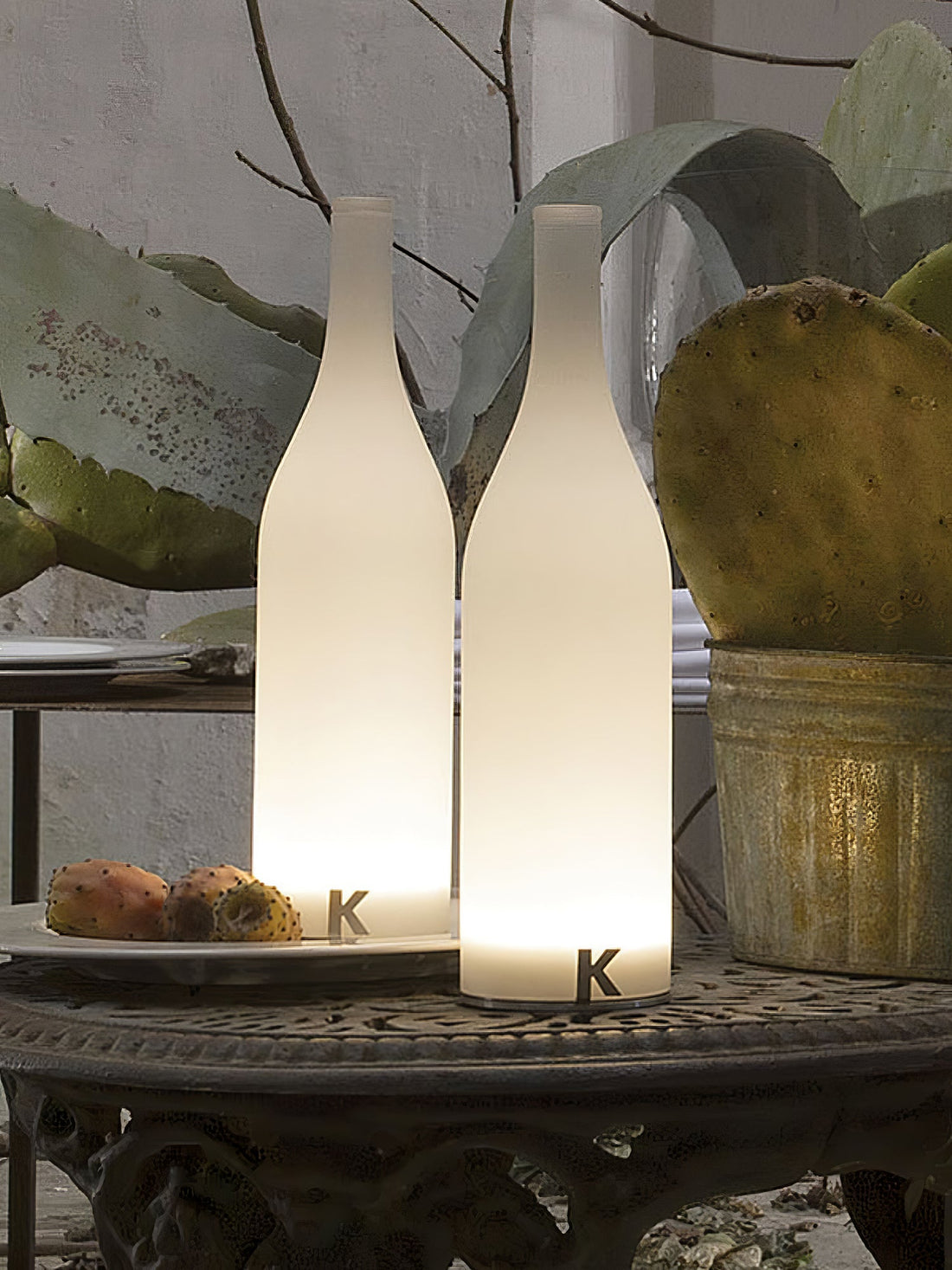 Battery Table Lamp - Modern Glass Light for Dining & Living Spaces