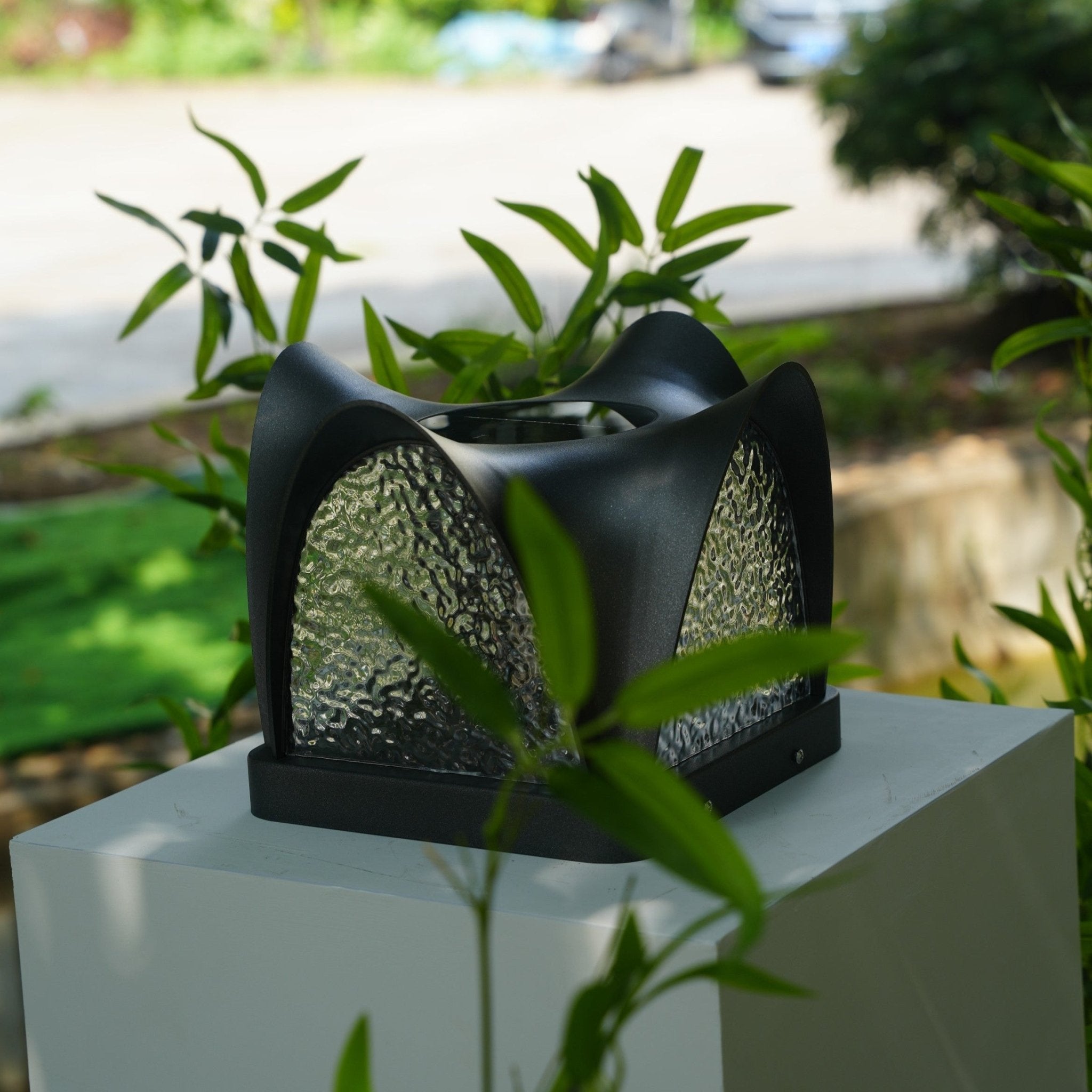 Solar Außenlampe - LED Gartenlaterne für Patio, Gehweg &amp; Terrasse