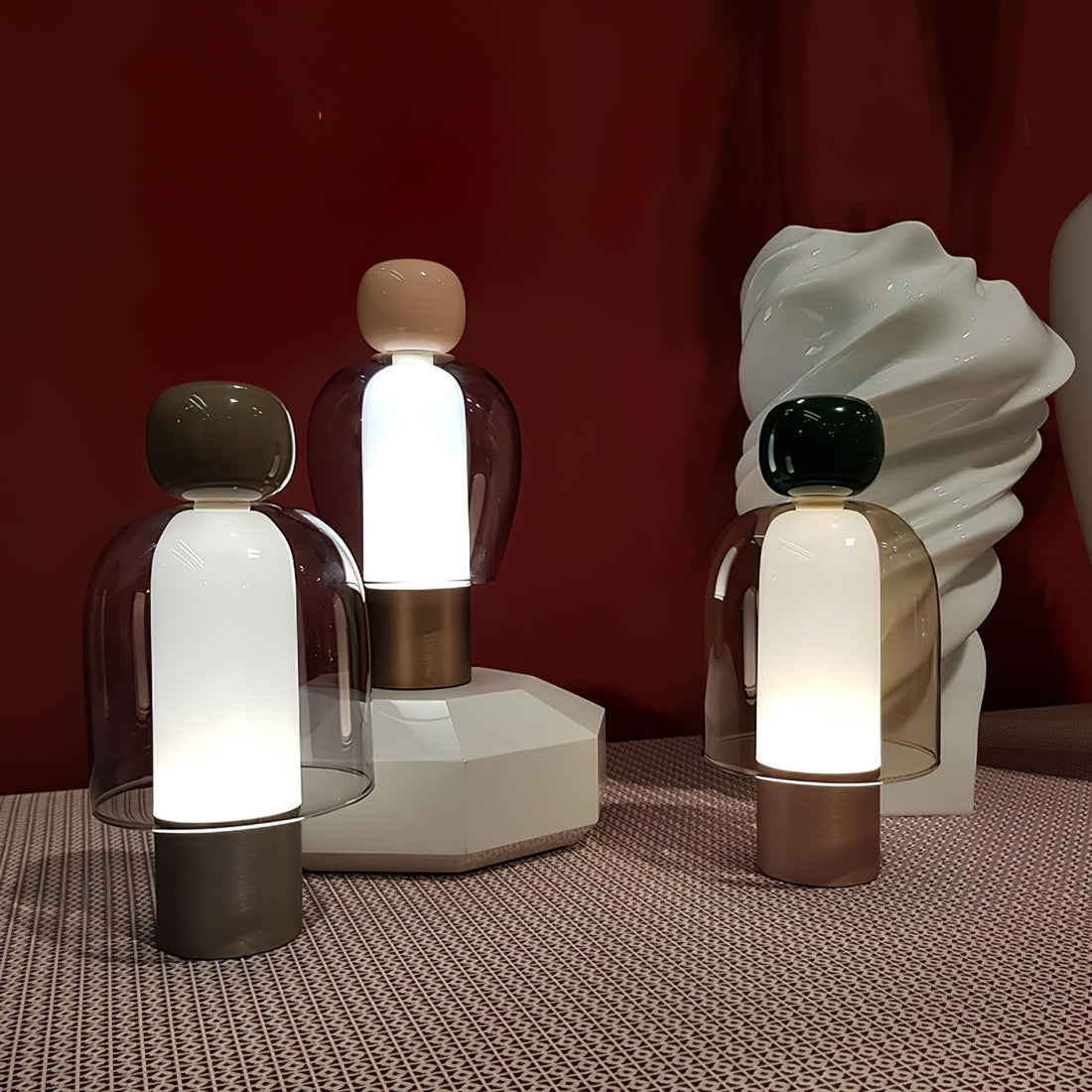 Tischlampe – Tragbare wiederaufladbare Lampe für den Einsatz im Wohnzimmer und Schlafzimmer