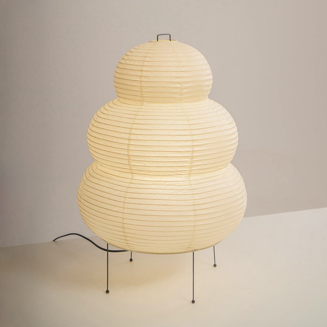 Japanisch inspirierte Papiertischlampe – Maulbeerpapierlampe fürs Schlafzimmer